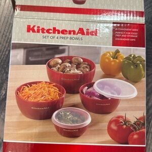 Kitchenaid red set of 4 prep bowls with lids new